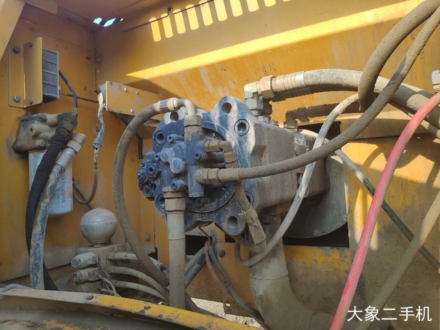 徐工 XE370C 挖掘机