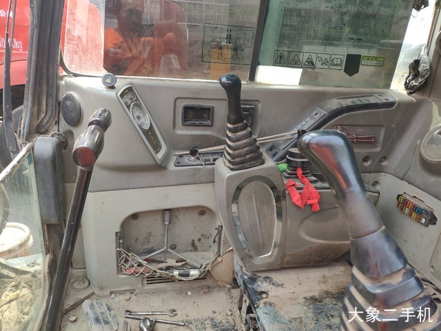 现代 R55-7 挖掘机