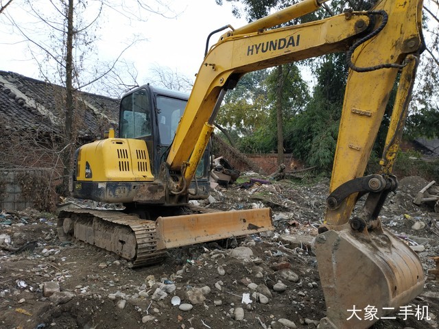 现代 R80-7 挖掘机