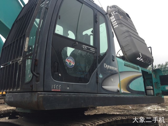神钢 SK350DLC 挖掘机