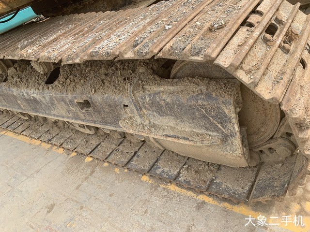 龙工 LG6225 挖掘机