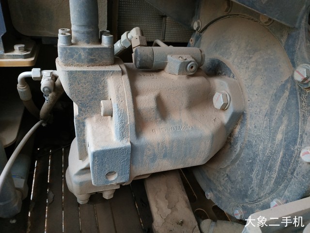 徐工 XE60CA 挖掘机