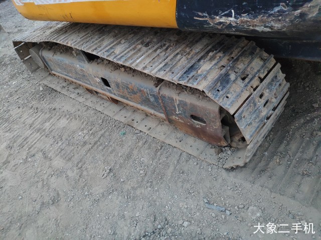 雷沃重工 FR60E 挖掘机