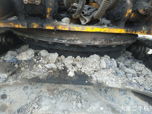 龙工 LG6235 挖掘机