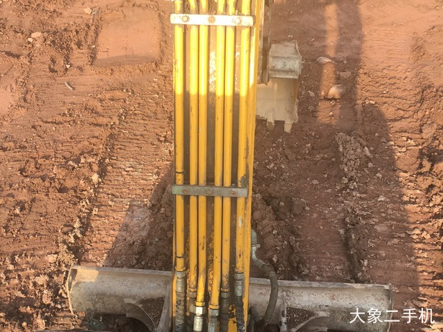 徐工 XE60 挖掘机