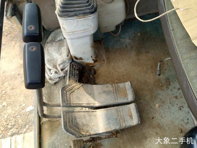 小松 PC200-5 挖掘机