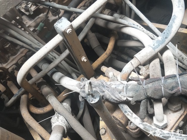 卡特彼勒 320B 挖掘机