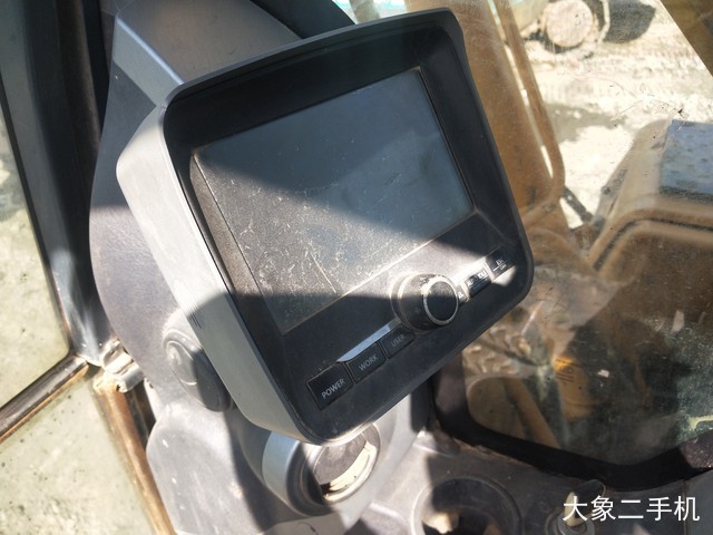 现代 R150LC-9 挖掘机