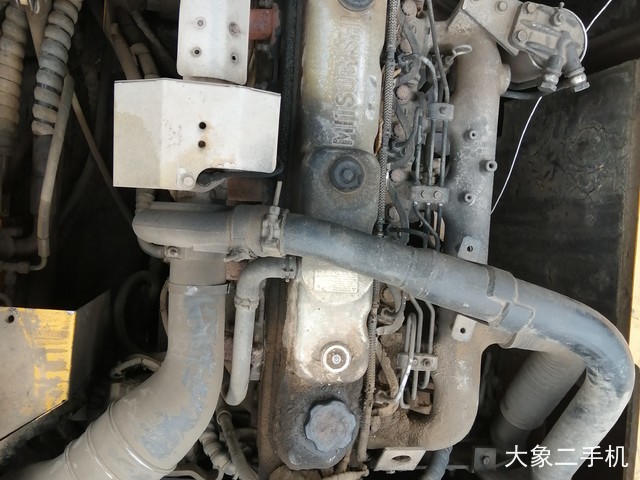 三一重工 SY215C-8 挖掘机