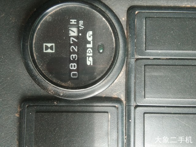 山东临工 LG6210 挖掘机