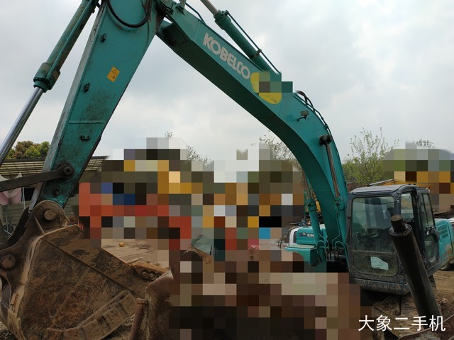 神钢 SK260LC-8 挖掘机