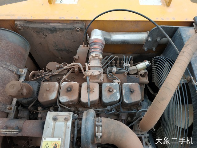 现代 R225LC-7 挖掘机