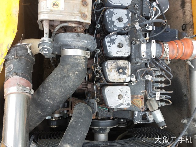 现代 R265LC-7 挖掘机