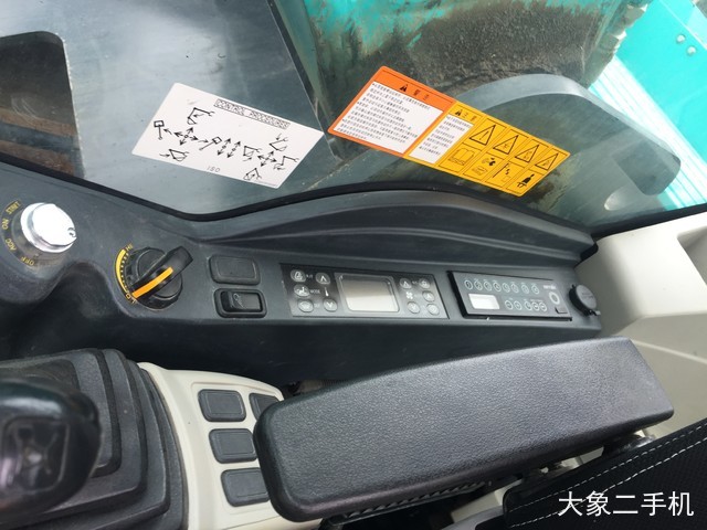 神钢 SK330-10 挖掘机