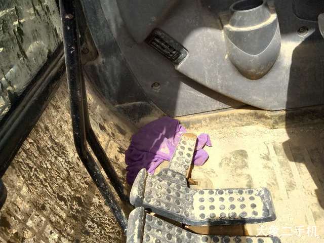 日立 ZX250LC-3 挖掘机