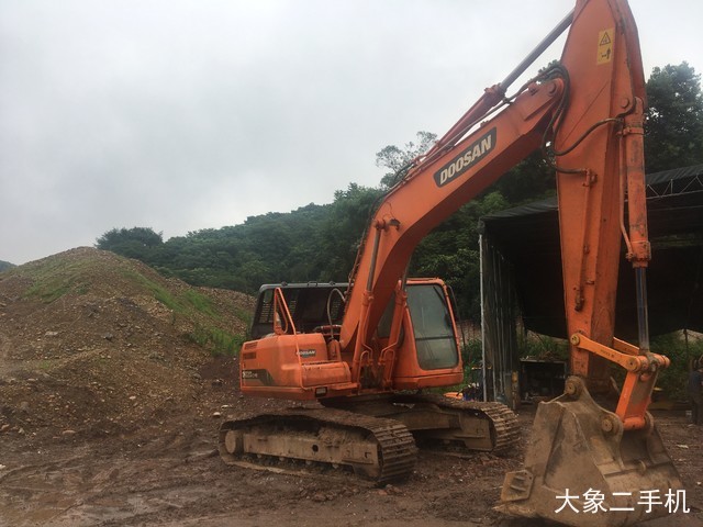 斗山 DH220LC-9E 挖掘机