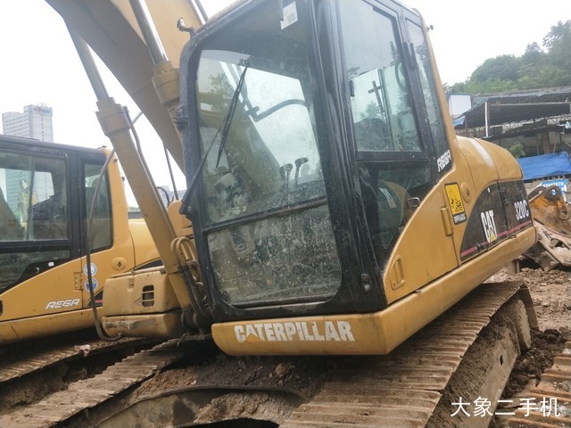 卡特彼勒 320C 挖掘机