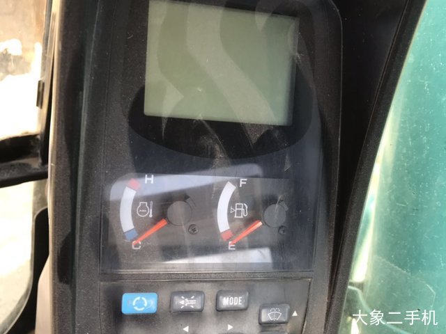 神钢 SK140LC-8 挖掘机