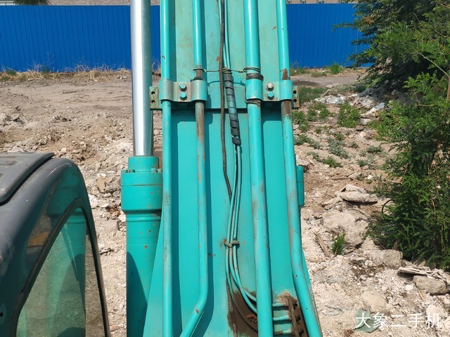 神钢 SK250-8 挖掘机