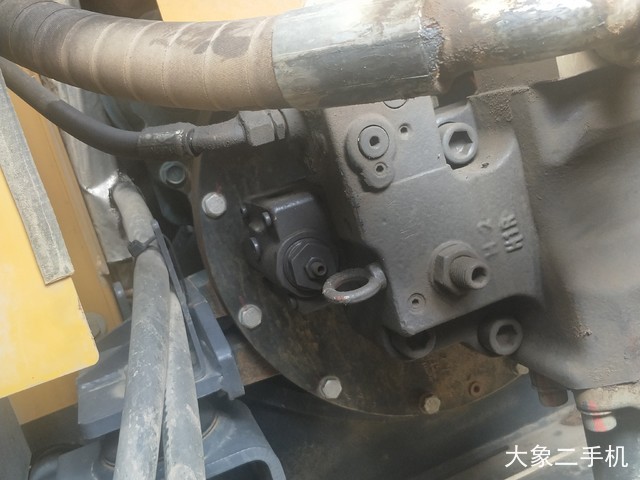 徐工 XE75G 挖掘机