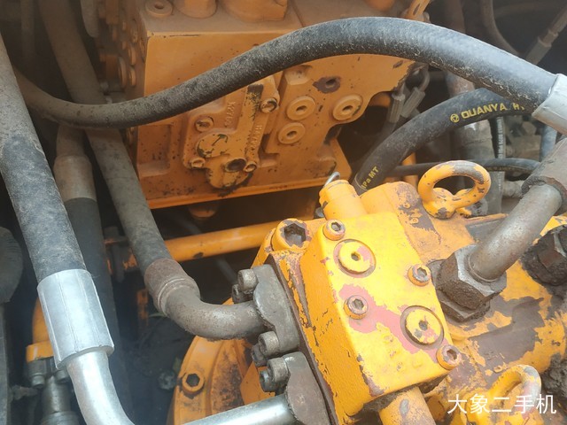 三一重工 SY235C 挖掘机