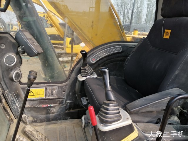 杰西博 JS230LC 挖掘机
