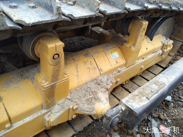 山推 SD16标准型 推土机