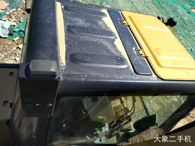 卡特彼勒 323D2L 挖掘机