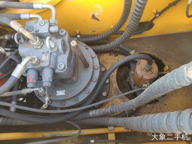 徐工 XE370C 挖掘机