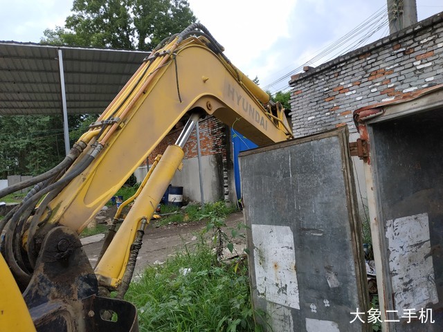 现代 R60-7 挖掘机