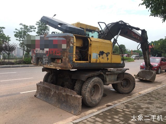 重庆勤牛 QNL150 挖掘机