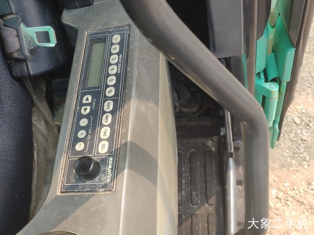 小松 PC200-8N1 挖掘机