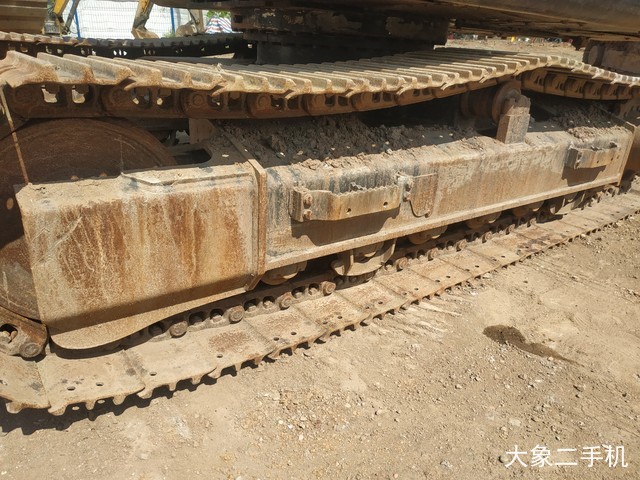 三一重工 SY135C-8 挖掘机