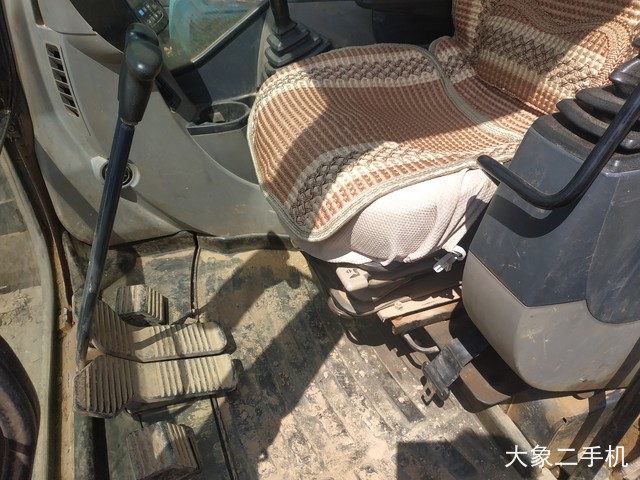 神钢 SK260LC-8 挖掘机