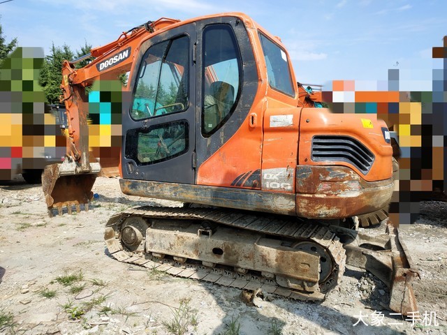 斗山 DX80 挖掘机