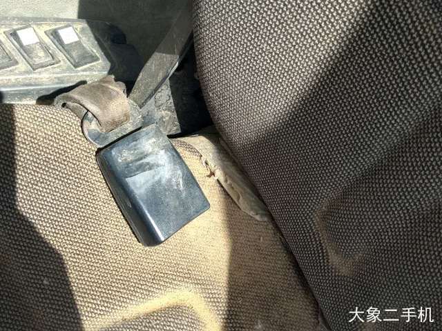 三一重工 SY285C-8 挖掘机