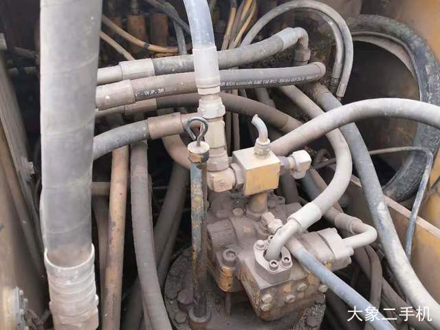 卡特彼勒 320C 挖掘机