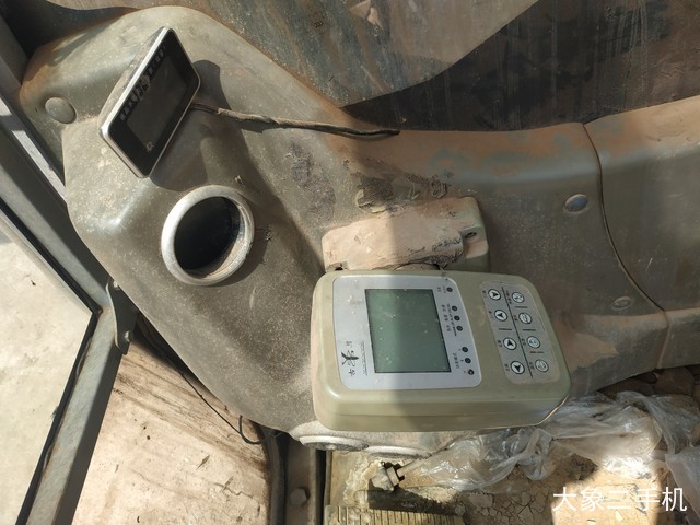 合肥振宇 ZY210 挖掘机