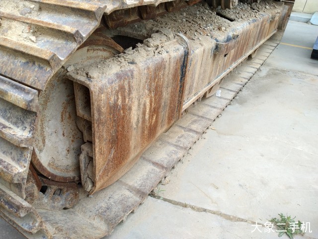 现代 R305LC-7 挖掘机