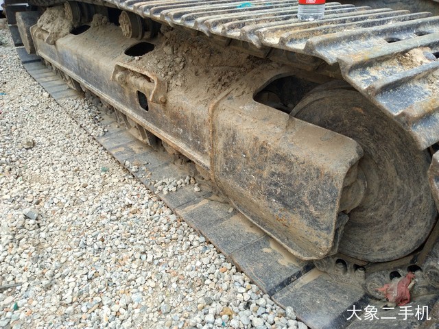 沃尔沃 EC210BLC 挖掘机