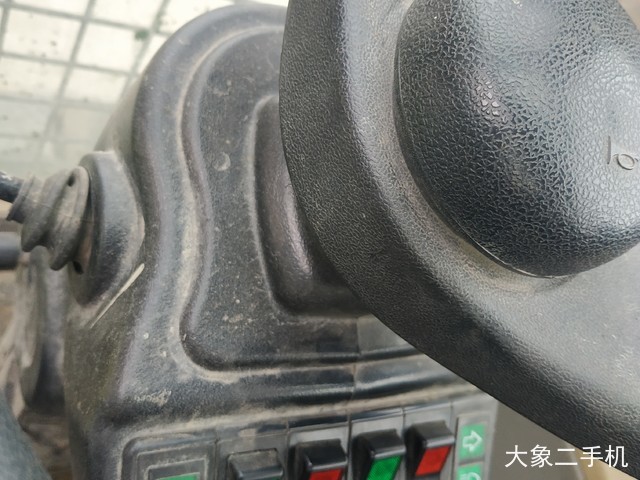 临工金利 LG690BM 挖掘机