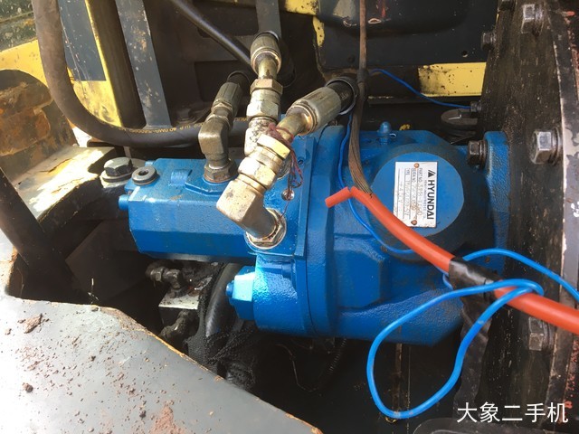 现代 R60-9 挖掘机