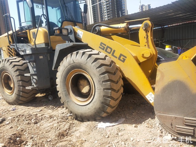 龙工 950E 装载机