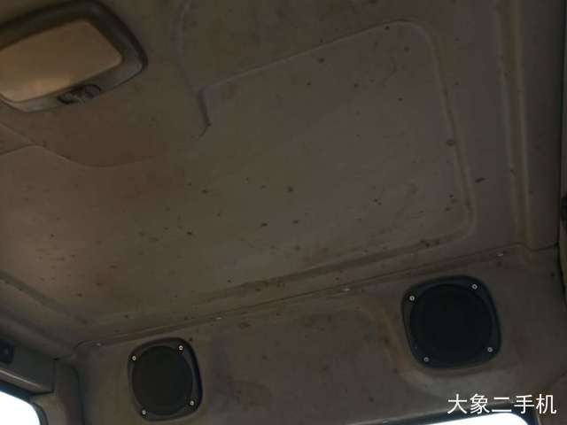 徐工 XE260C 挖掘机