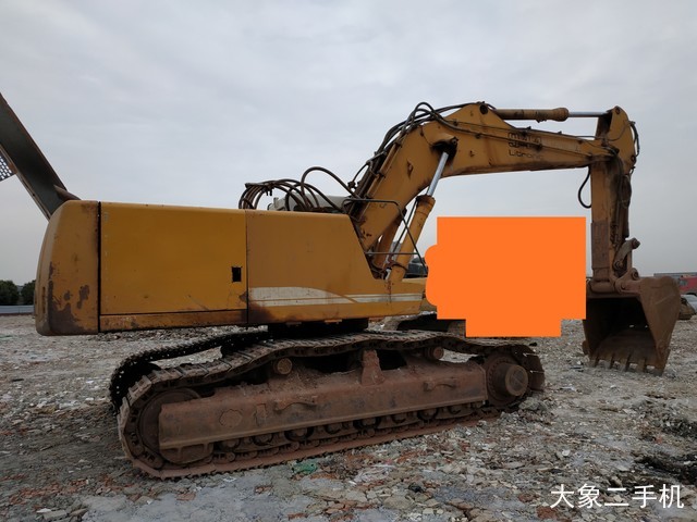 利勃海尔 R944B 挖掘机