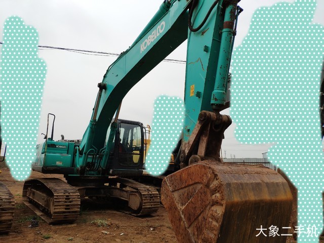 神钢 SK260LC-8 挖掘机