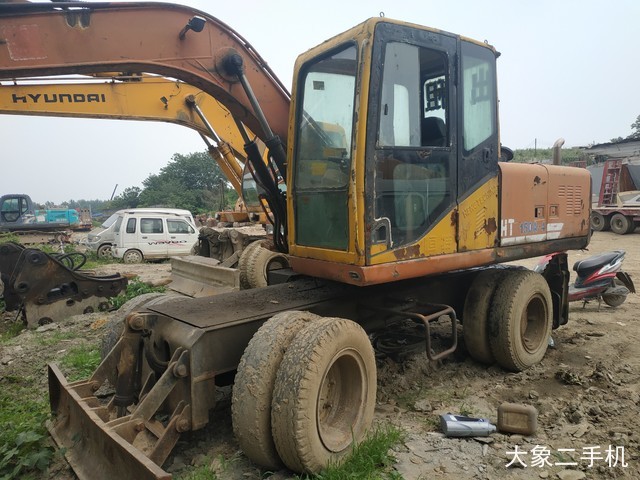 恒特重工 HT150-8 挖掘机