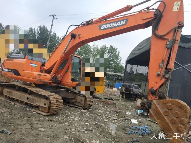 斗山 DH225LC-9 挖掘机