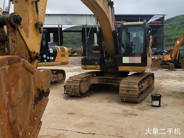 卡特彼勒 320D液压 挖掘机