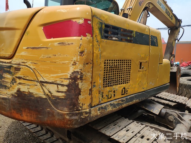 山东临工 LG690E 挖掘机